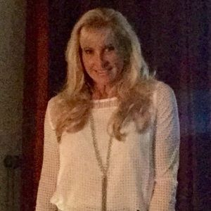 Meet your Posher, Stefanie